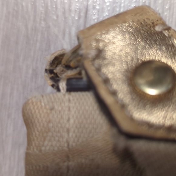 Gold Coach Purse. - Picture 3 of 4